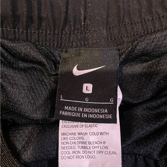 Men’s Nike Shorts Black Athletic Shorts Drawstring Waist, Lined, Pockets Large - Picture 8 of 8